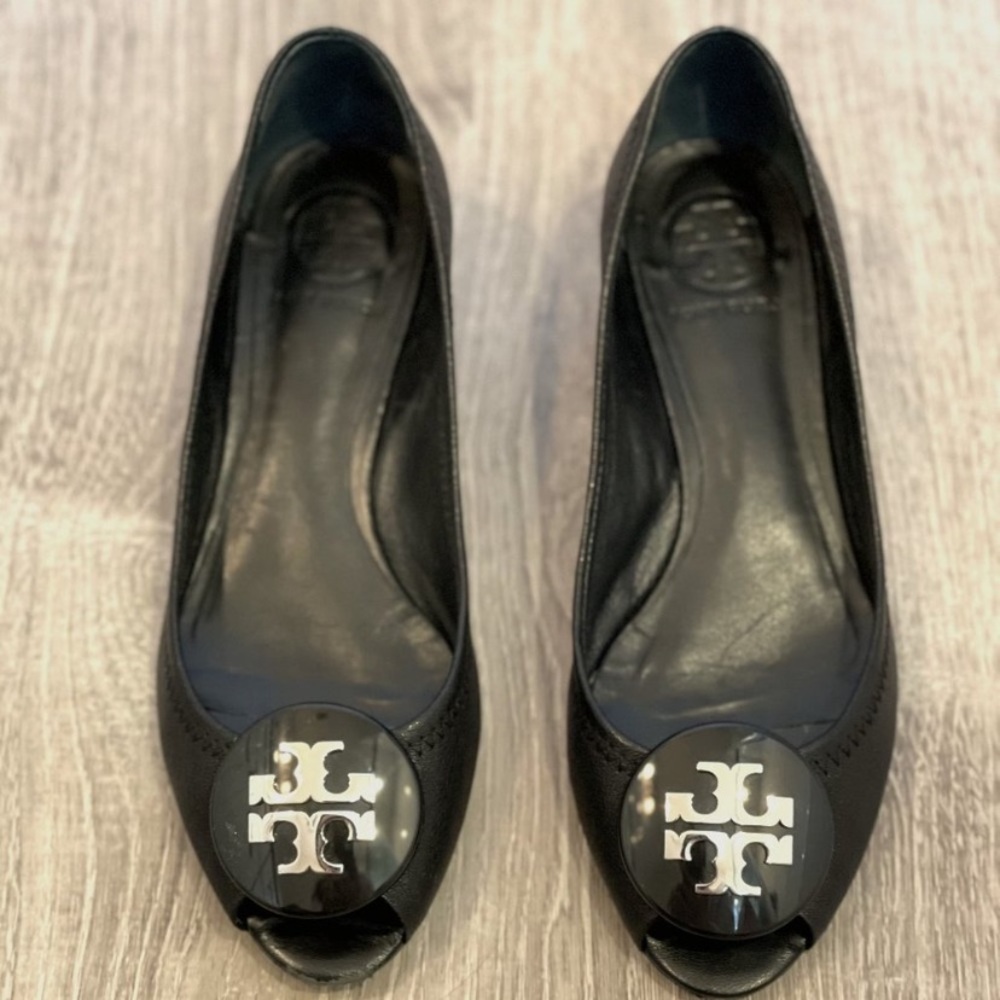 Black size 6 Tory Burch wedges, ladies shoes.